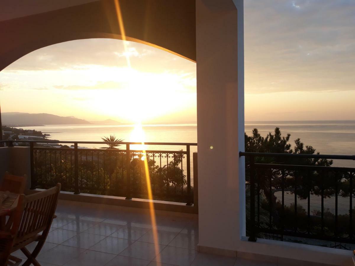 Sun Day Villa Achlia Экстерьер фото